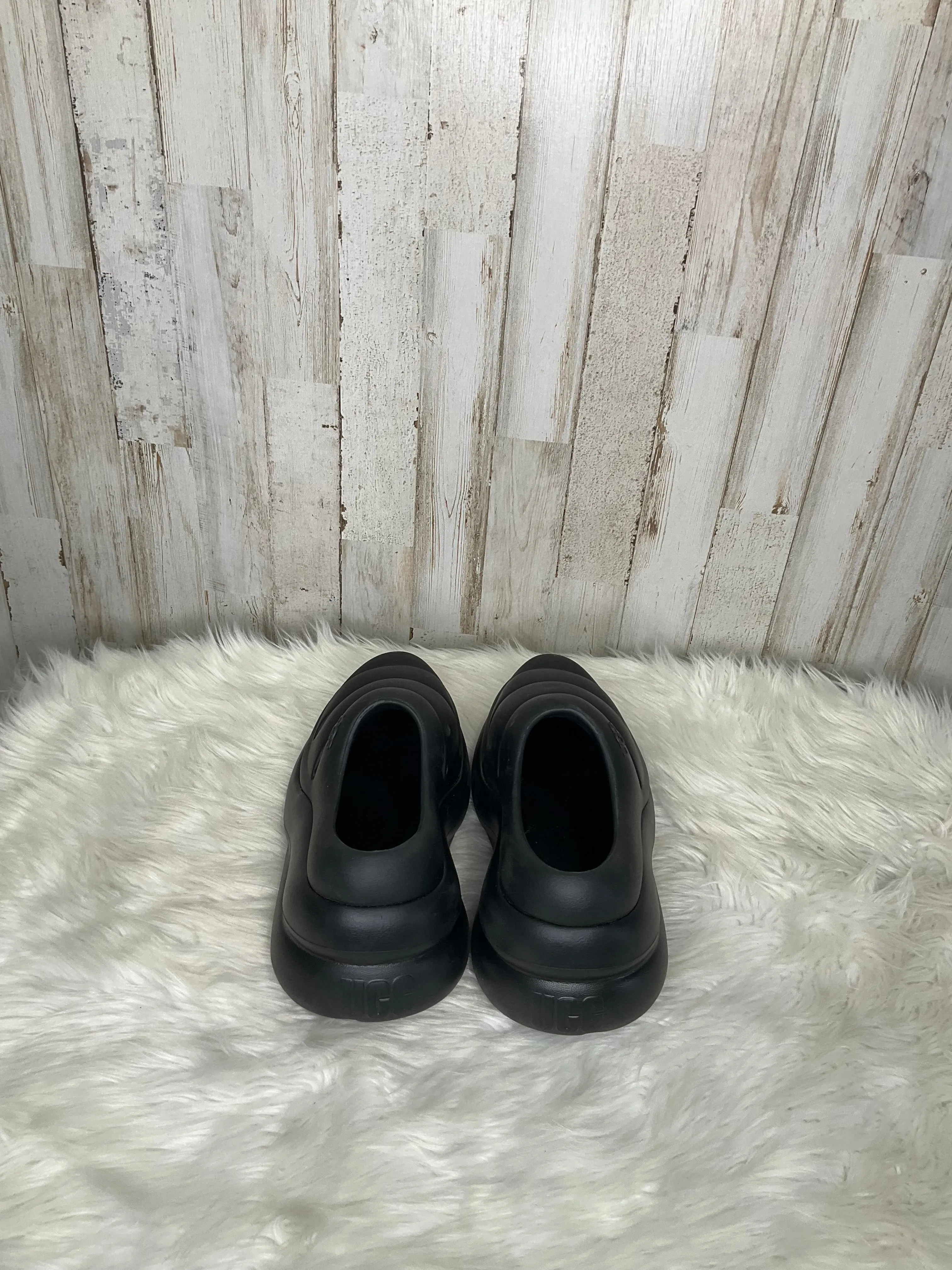 Black Sandals Heels Platform Ugg, Size 7