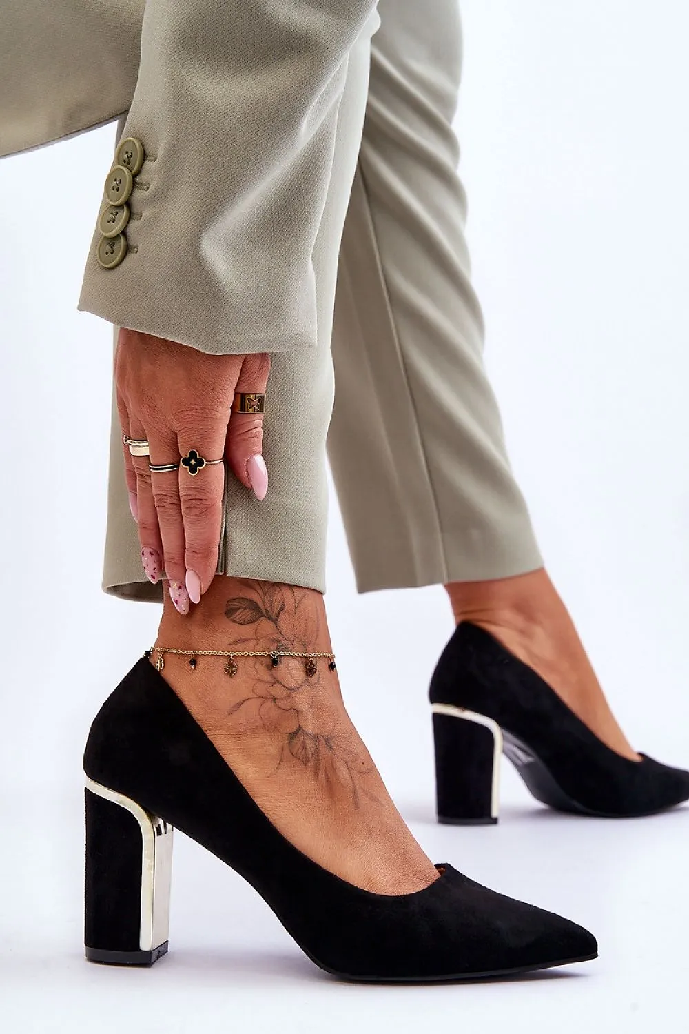 Block heel pumps Step in style