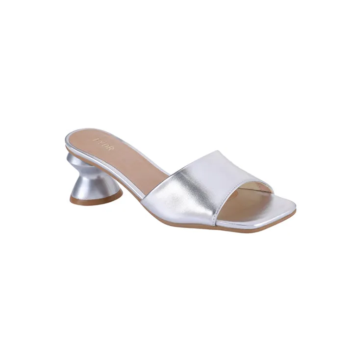 Circle Interest Heel Sandal BSS 057