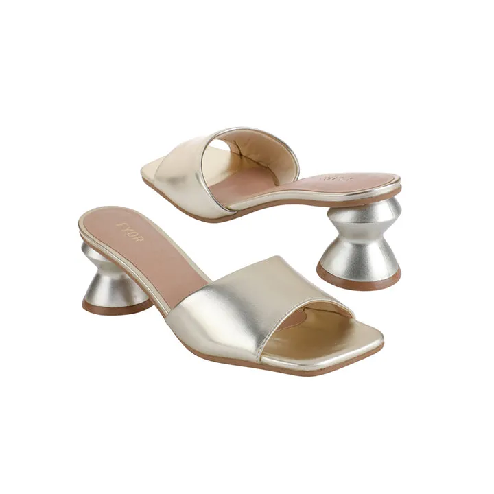 Circle Interest Heel Sandal BSS 057