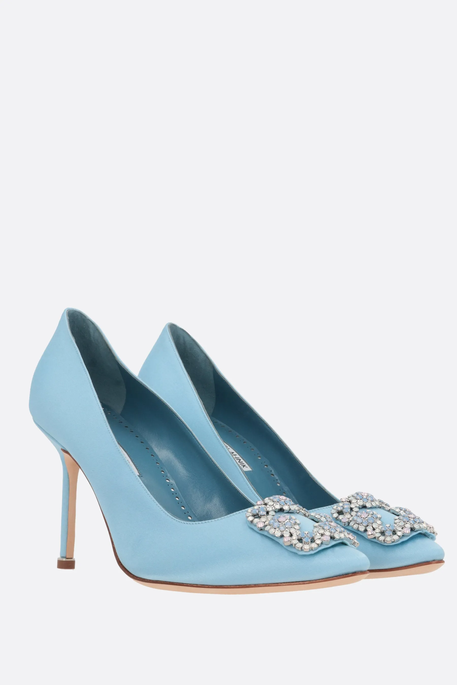 Hangisi satin pumps