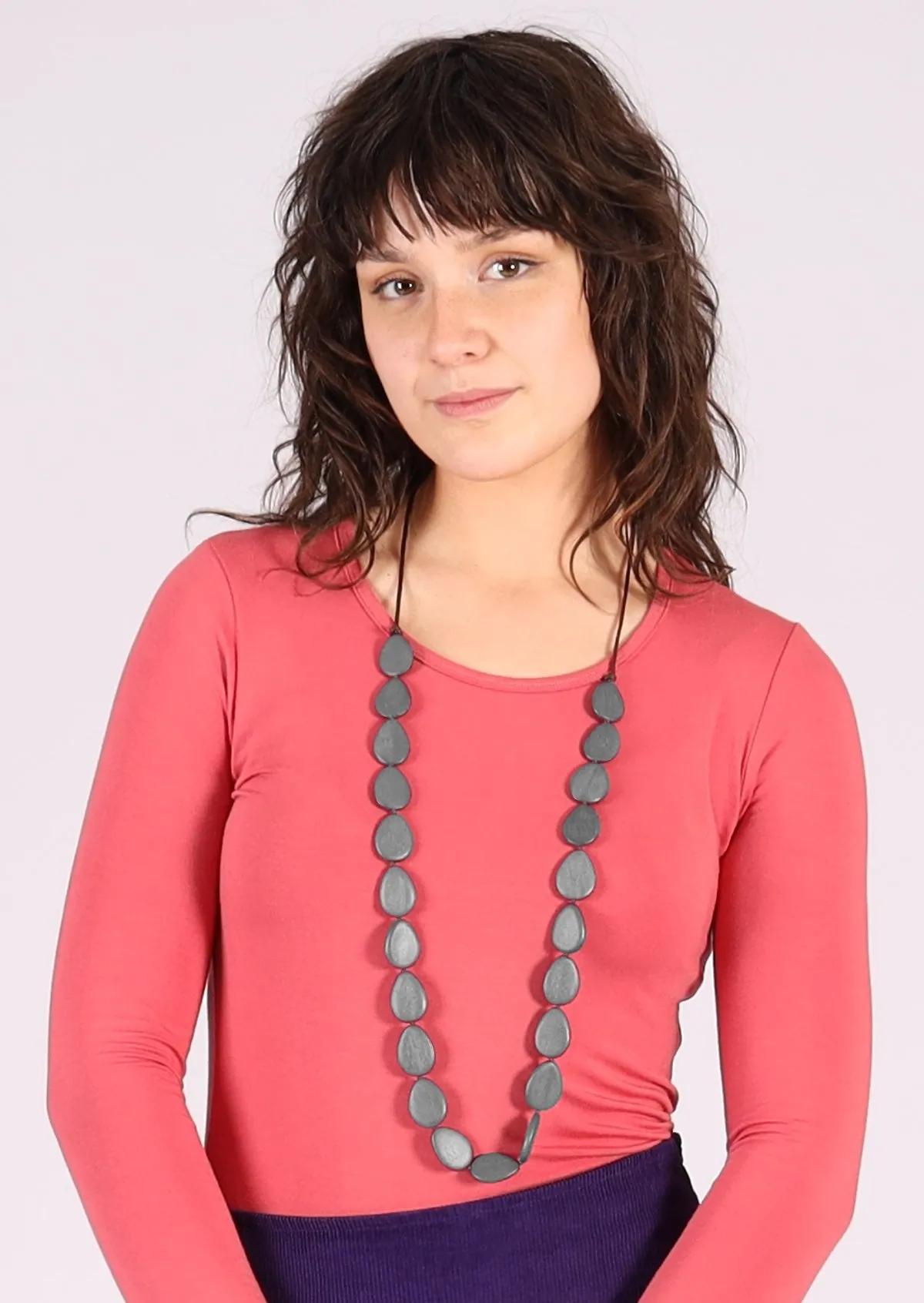 Layla Long Necklace Shady Grey