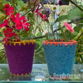 Make your own Felt Cachepot -DIY cover for yogurt pot