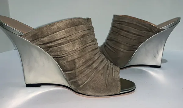 MANOLO BLAHNIK Silver Suede Mules Size 38 1/2