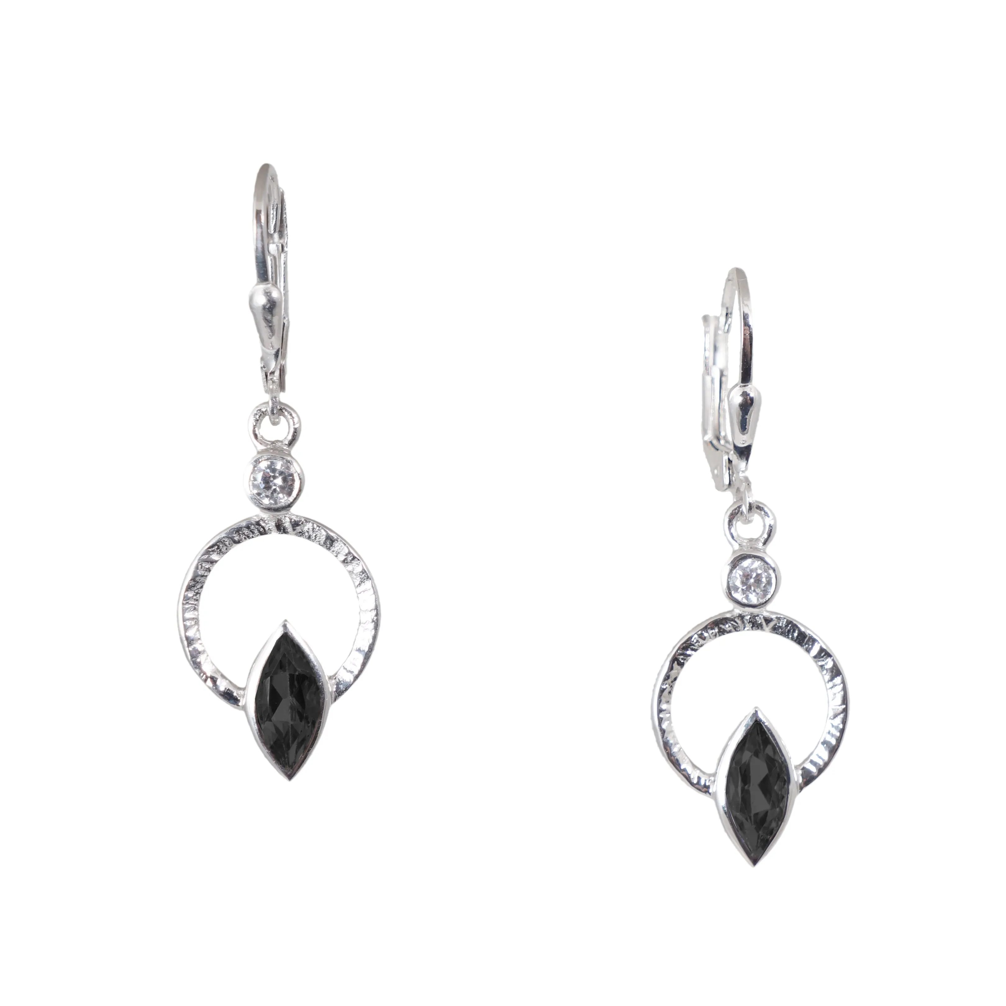 Q Earrings Silver, White Rhodium