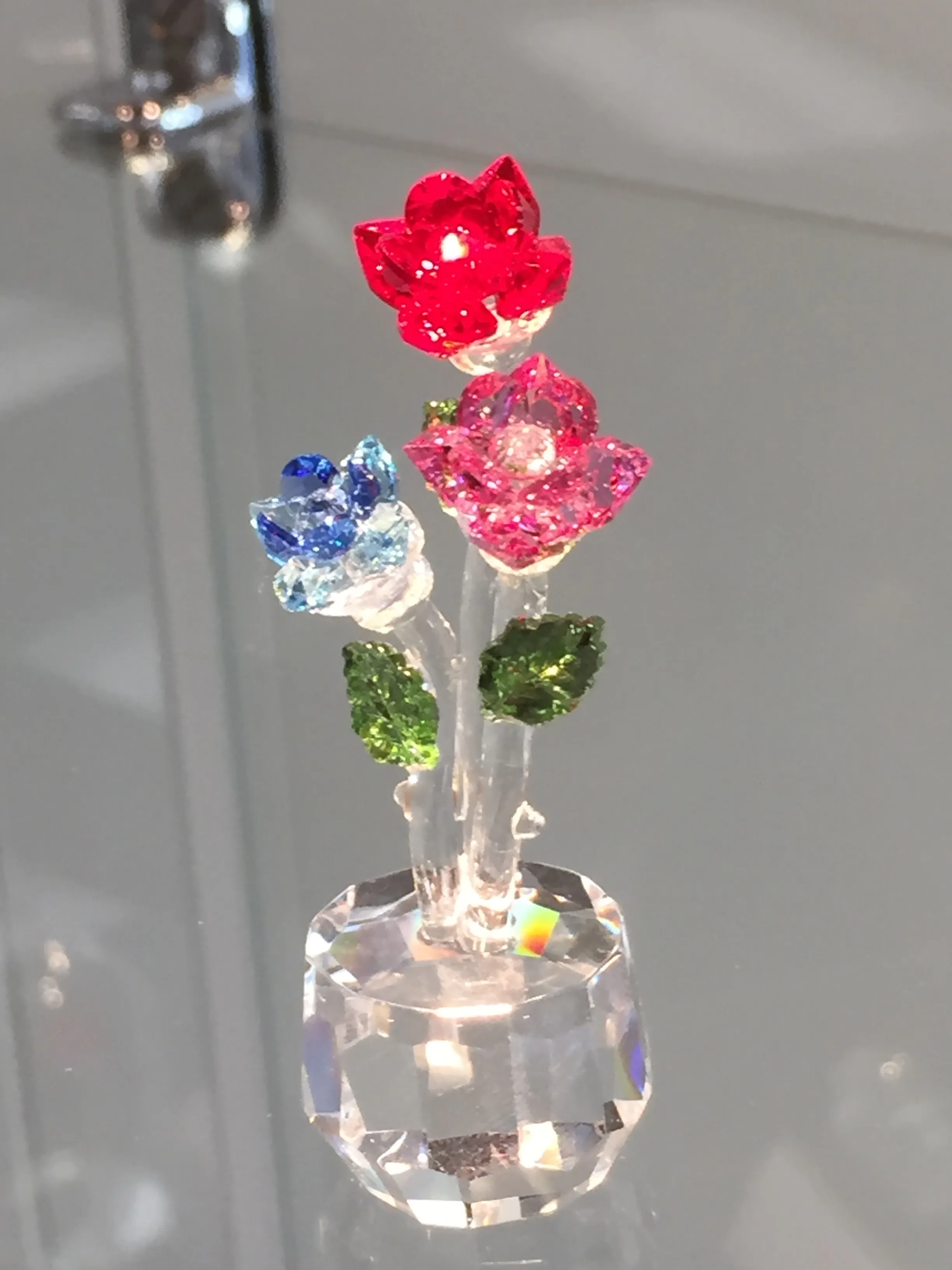 Triple Roses Crystal Figurine