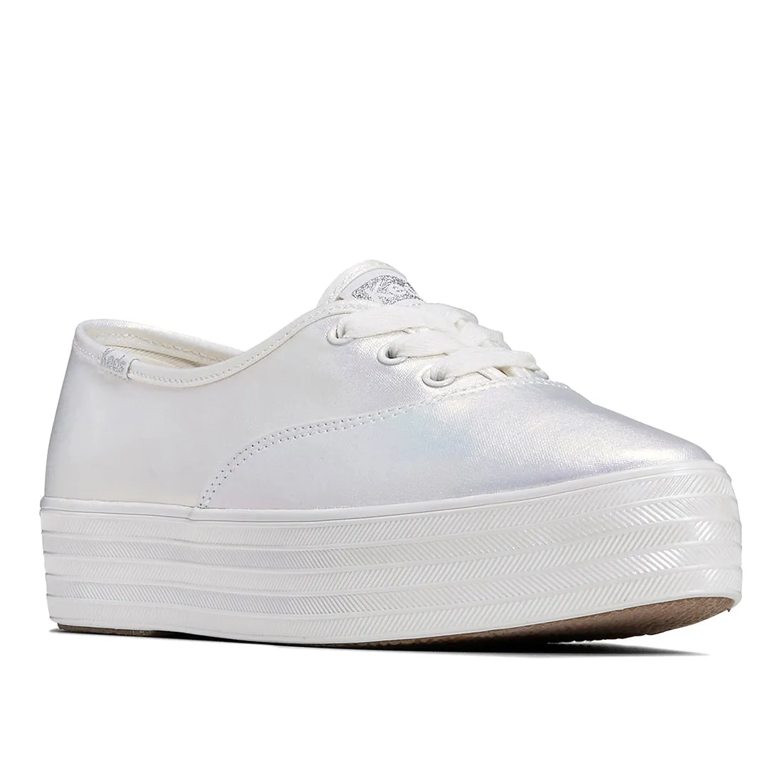 Women's Point Pearlized Textile Sneaker White (WF67726)